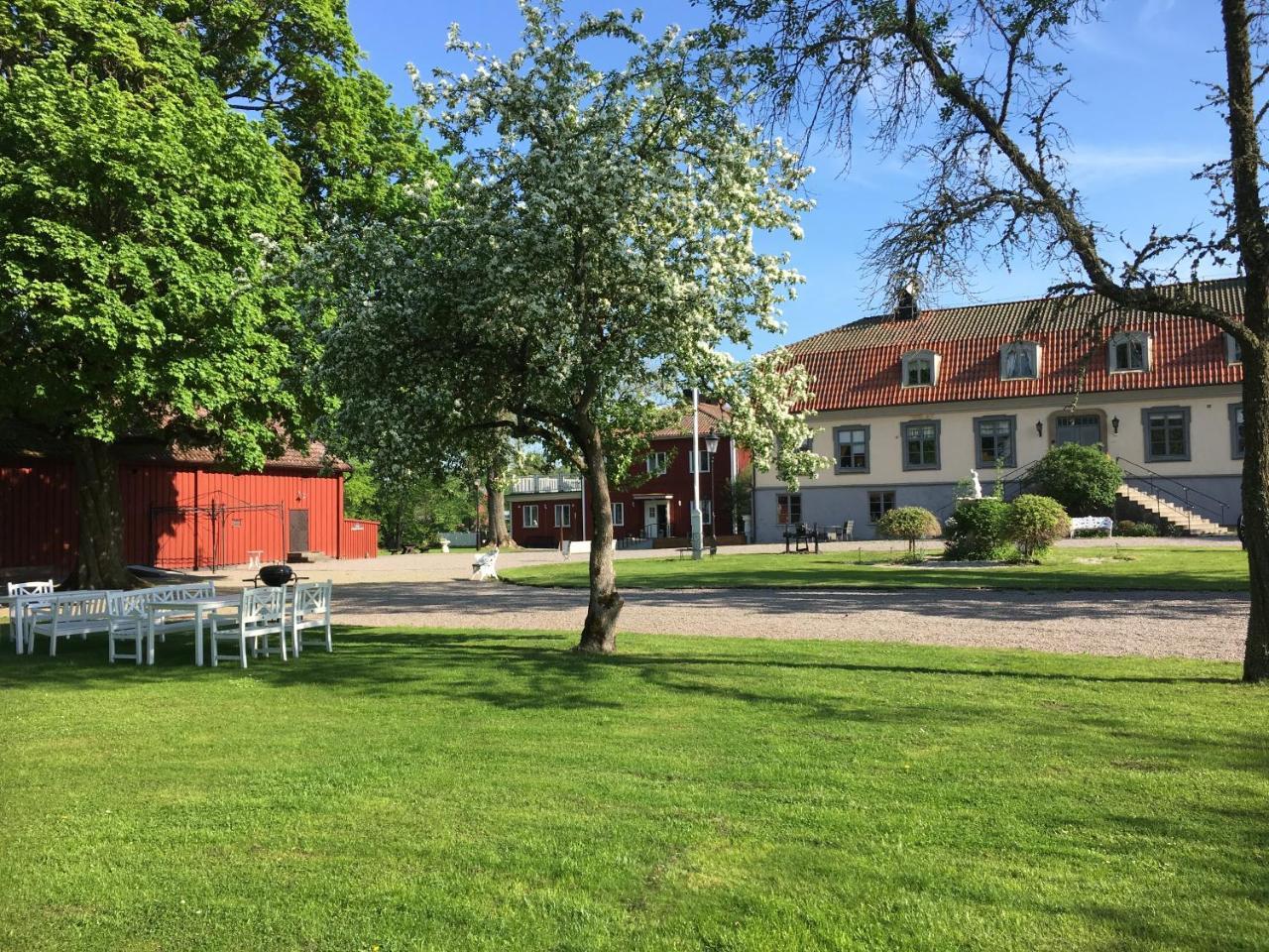 Brunsbo G:A Biskopsgard Hotell & Konferens Skara Bagian luar foto