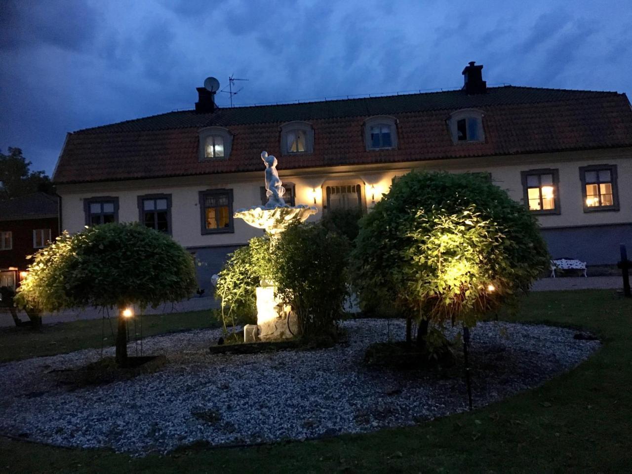 Brunsbo G:A Biskopsgard Hotell & Konferens Skara Bagian luar foto